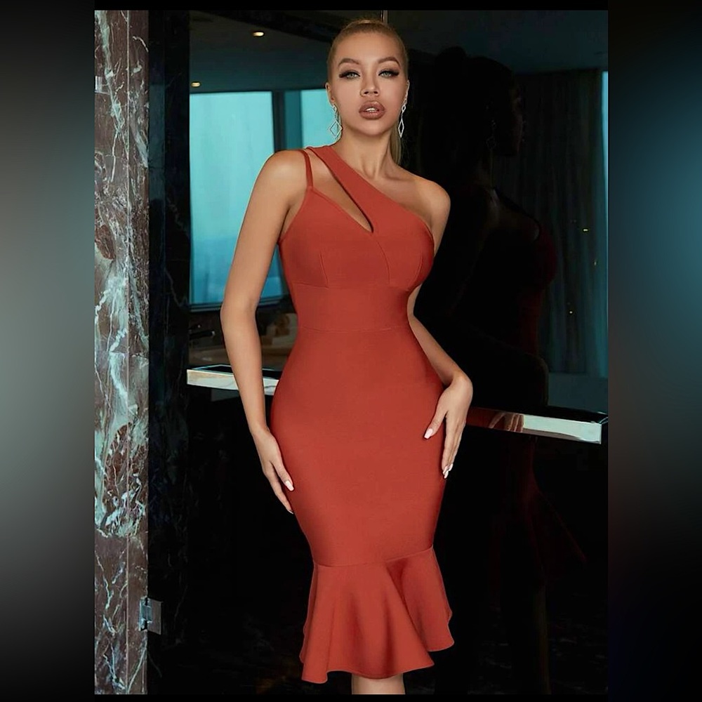 ADYCE Cut Out One Shoulder Mermaid Hem Bandage Cocktail Dress